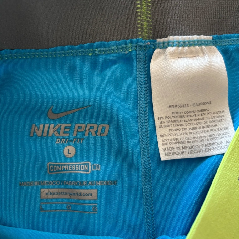 Nike Pro Capri - image 2